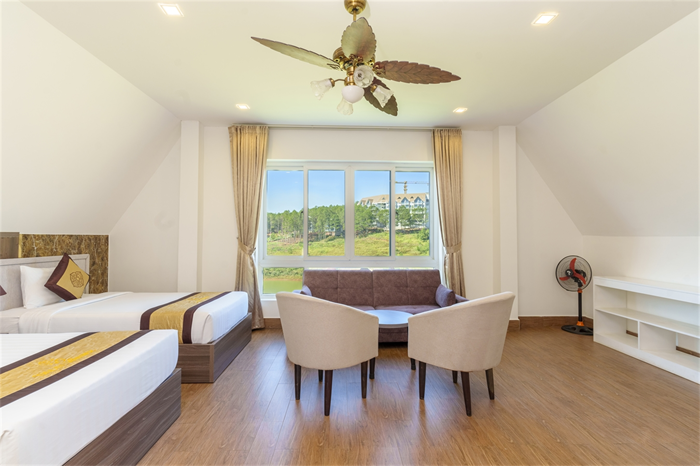 Premier Deluxe Room